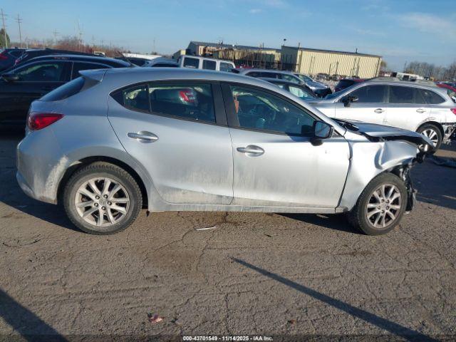 Mazda Mazda3 Sport Image 7