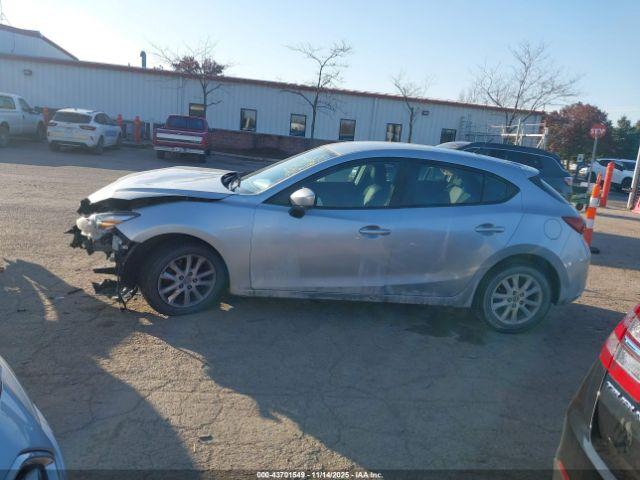 Mazda Mazda3 Sport Image 16