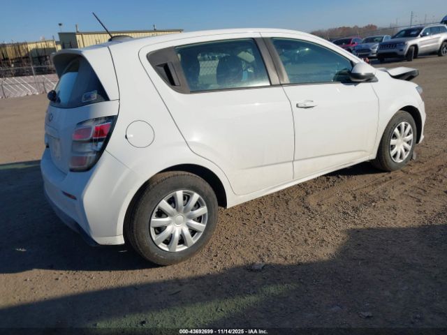 Chevrolet Sonic Fwd  1fl 5-door Image 5