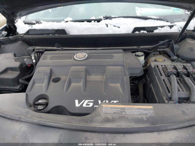 Cadillac SRX Luxury Collection Image 8