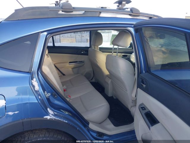 Subaru Crosstrek 2.0i Limited Image 12