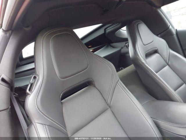 Chevrolet Corvette Stingray Image 4