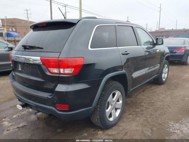 Jeep Grand Cherokee Laredo Image 2