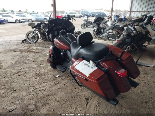 Harley-Davidson Fltrk Image 3