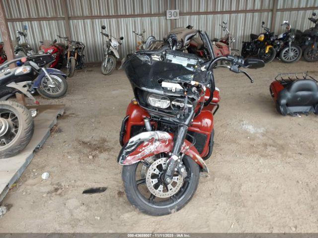 Harley-Davidson Fltrk Image 5