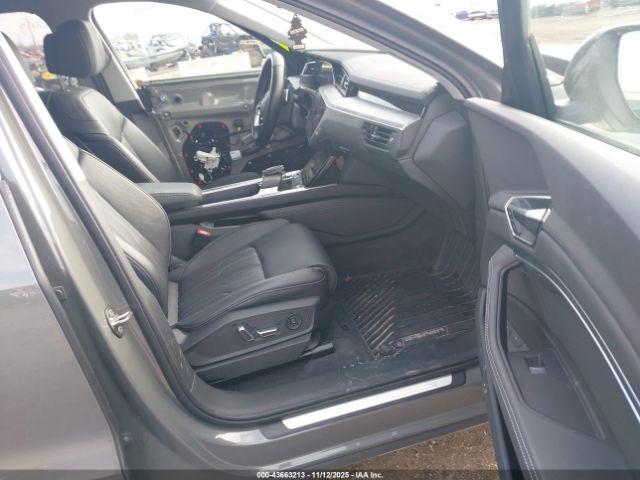 Audi Q8 Prestige Quattro Image 7