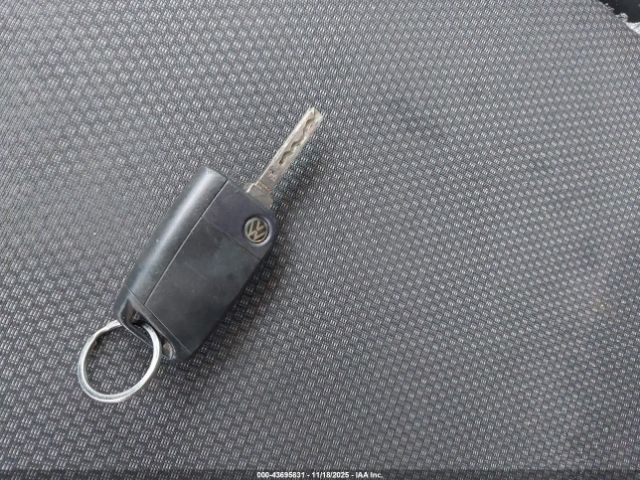 Volkswagen Jetta Image 7