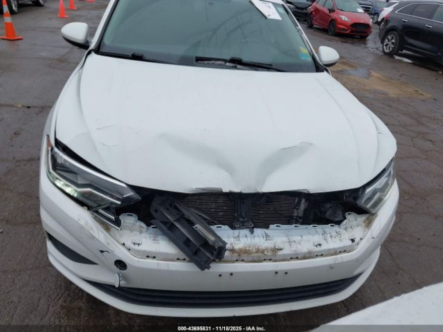 Volkswagen Jetta Image 8