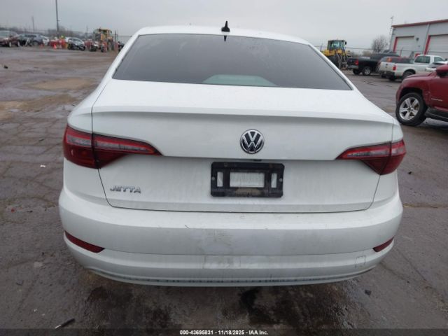 Volkswagen Jetta Image 14