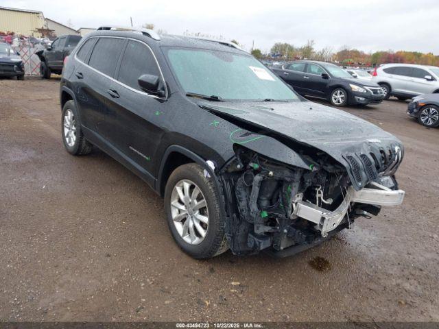  Salvage Jeep Cherokee