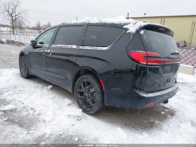 Chrysler Pacifica Limited Awd Image 10