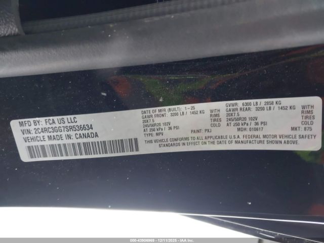 Chrysler Pacifica Limited Awd Image 8