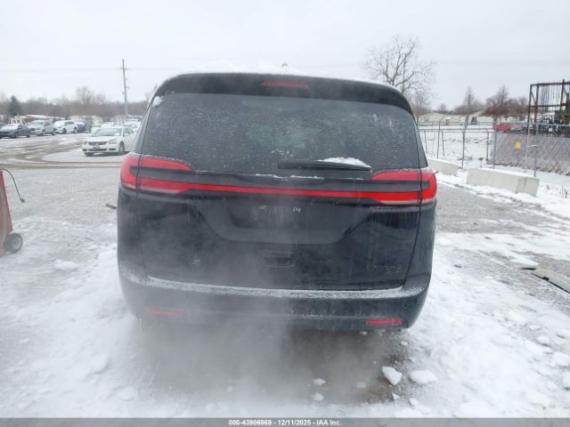 Chrysler Pacifica Limited Awd Image 14