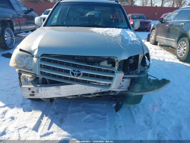 Toyota Highlander Limited V6 Image 13