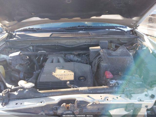 Toyota Highlander Limited V6 Image 9