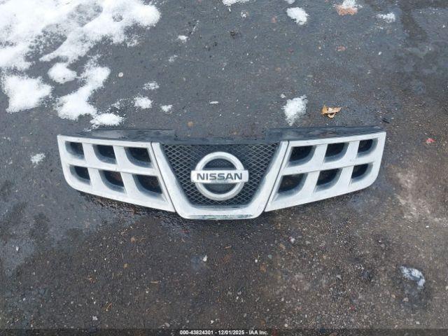 Nissan Rogue S Image 8