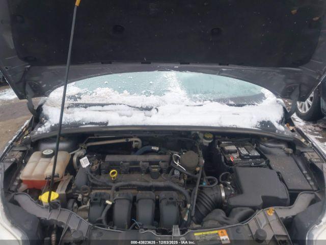 Ford Focus Se Image 12