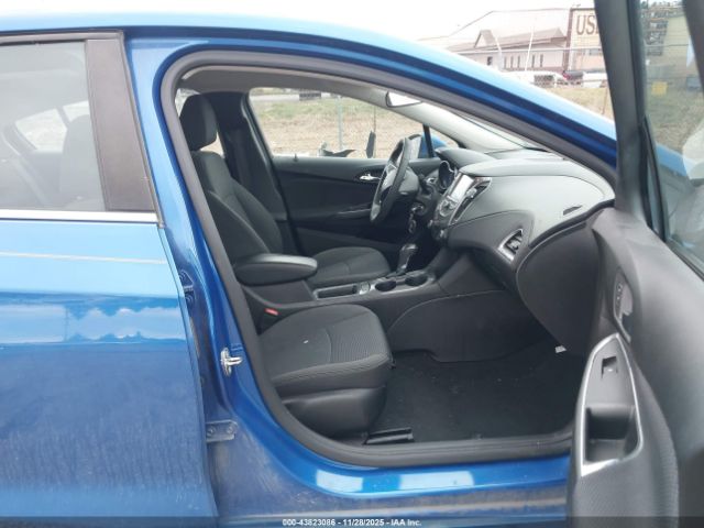 Chevrolet Cruze Lt Auto Image 6