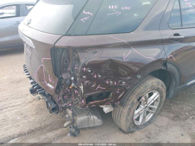 Ford Explorer Xlt Image 13