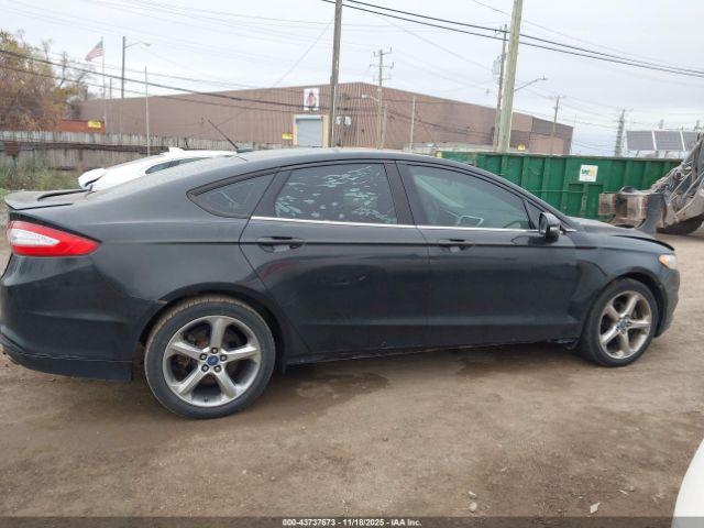 Ford Fusion Se Image 5