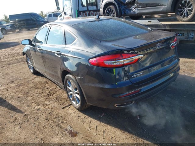 Ford Fusion Se Image 2
