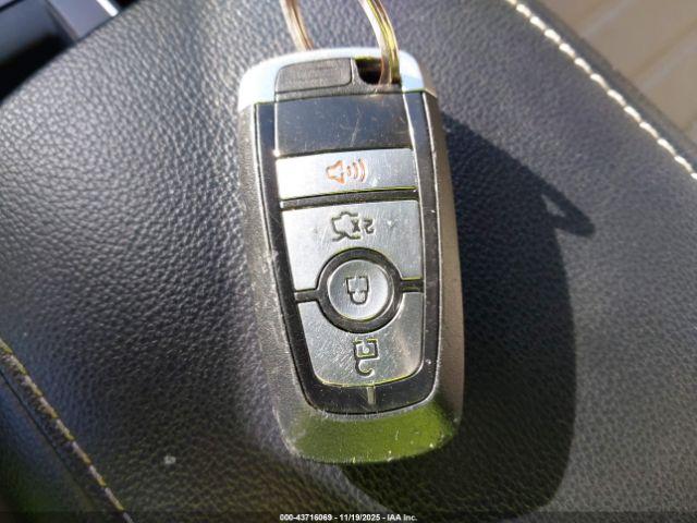 Ford Fusion Se Image 9