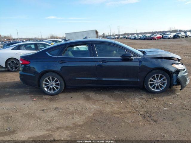 Ford Fusion Se Image 11