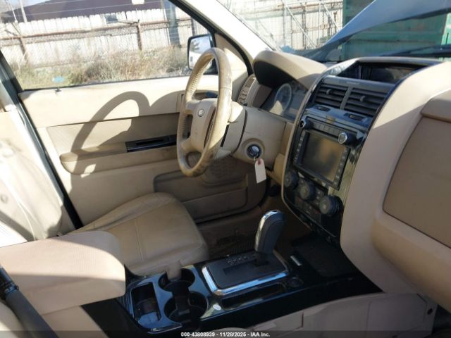 Ford Escape Limited Image 2