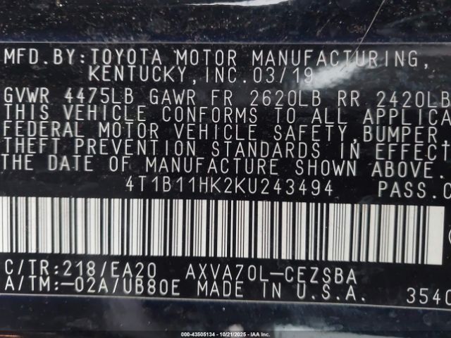 Toyota Camry Se Image 12