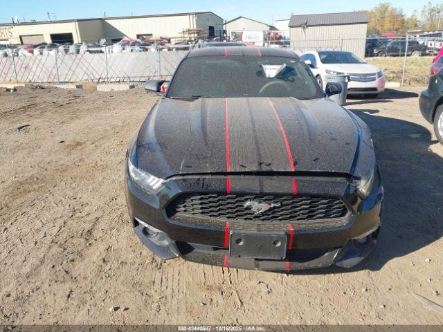 Ford Mustang V6 Image 12