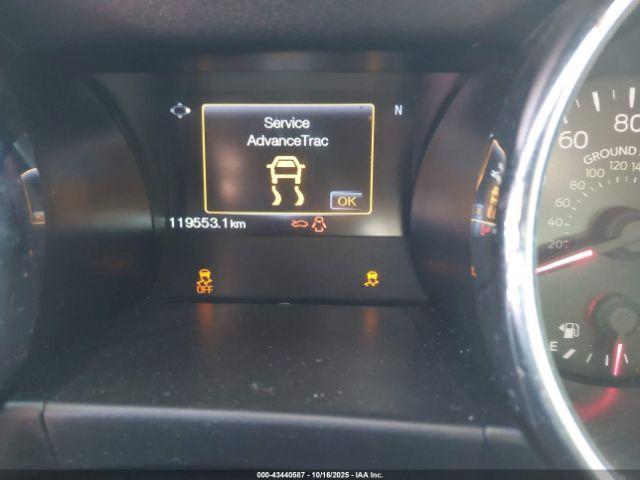 Ford Mustang V6 Image 14