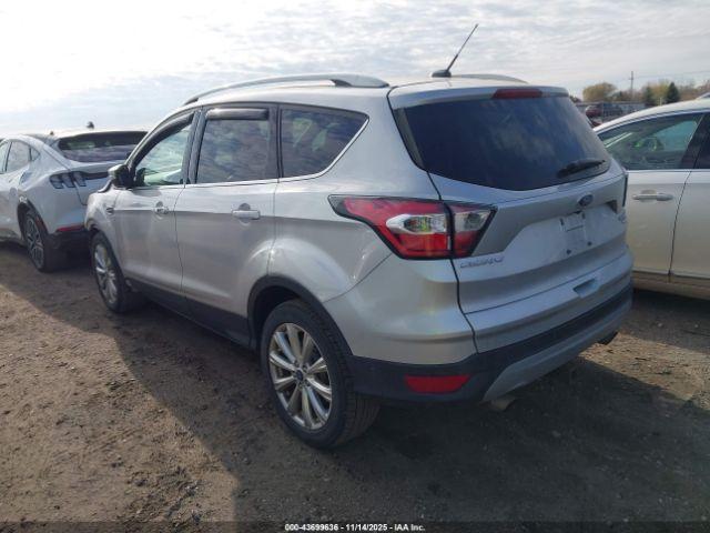 Ford Escape Titanium Image 4