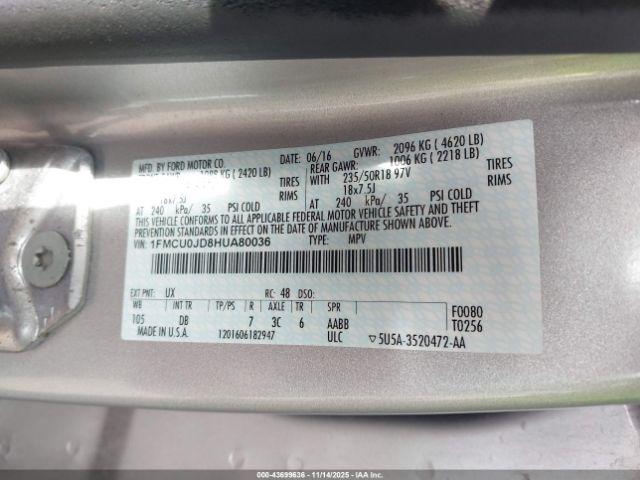 Ford Escape Titanium Image 14