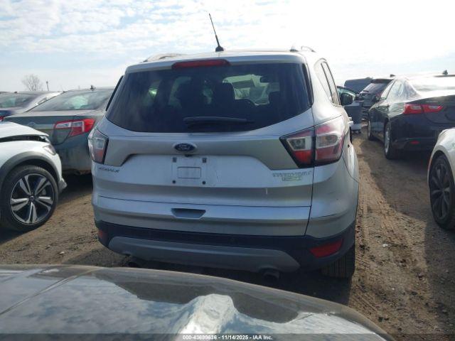 Ford Escape Titanium Image 15