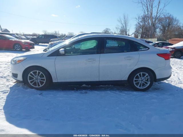 Ford Focus Se Image 11