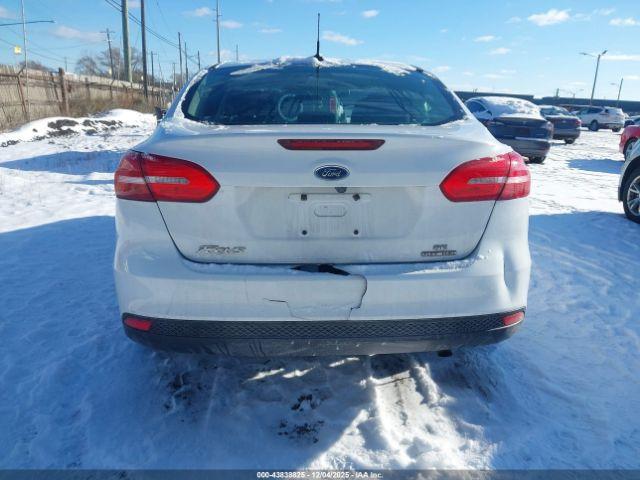 Ford Focus Se Image 14