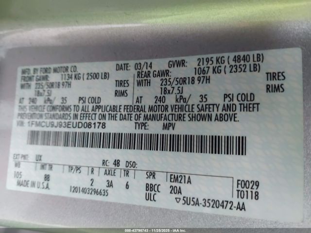 Ford Escape Titanium Image 10