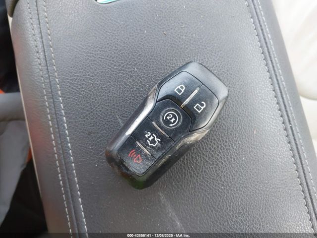 Lincoln MKZ Image 10