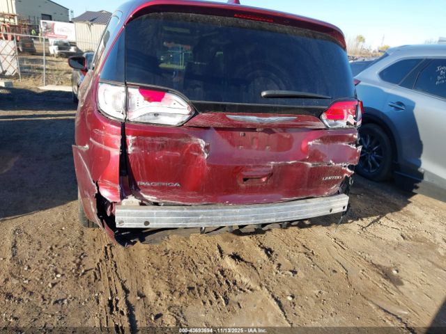 Chrysler Pacifica Limited Image 6