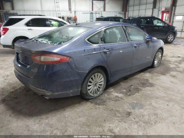 Ford Fusion Se Image 4