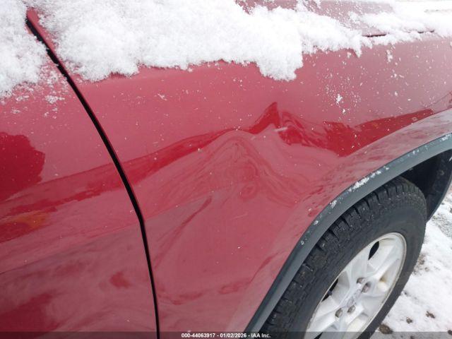 Jeep Grand Cherokee Laredo Image 4