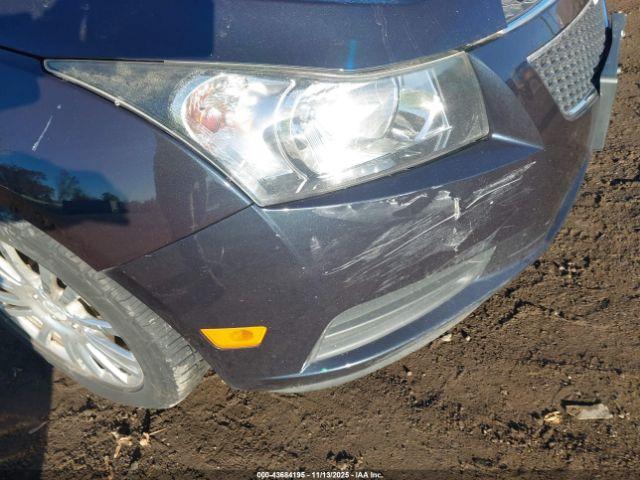 Chevrolet Cruze Eco Manual Image 8