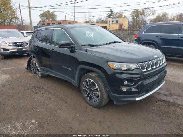  Salvage Jeep Compass