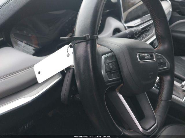 Jeep Compass Limited 4x4 Image 12