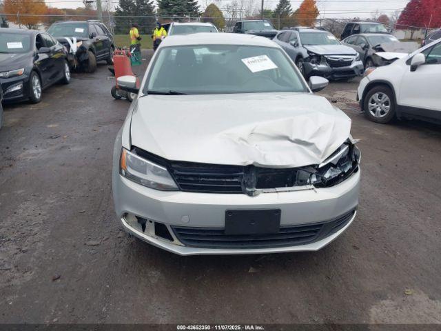 Volkswagen Jetta 2.5l Se Image 10