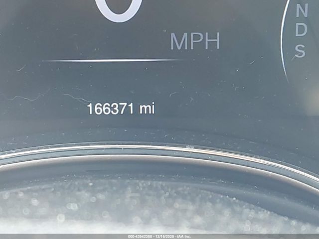 Jeep Grand Cherokee Limited Image 12