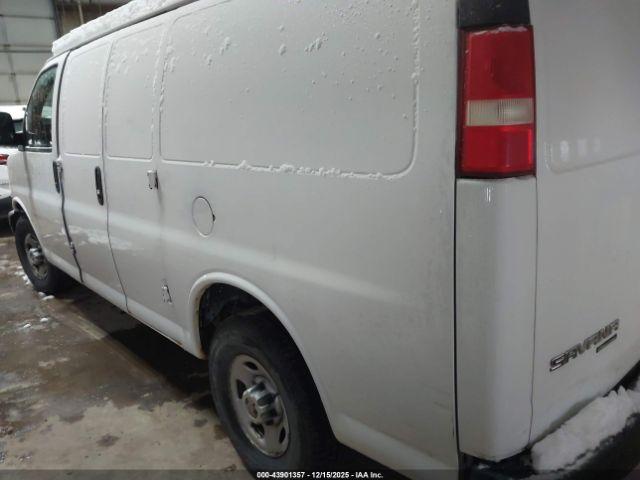 GMC Savana Work Van Image 2