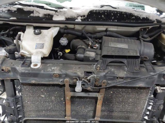 GMC Savana Work Van Image 6