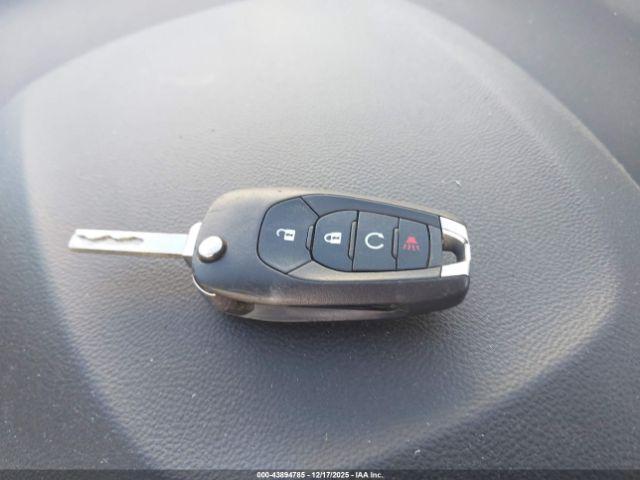 Chevrolet Trax Lt Image 5