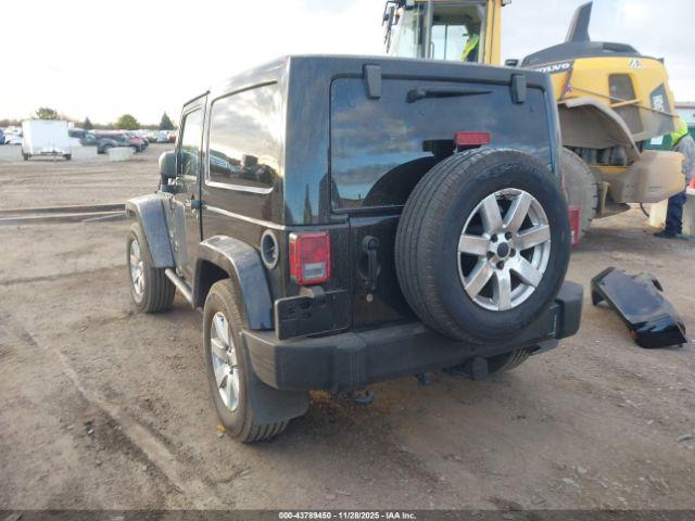 Jeep Wrangler Sahara Image 7